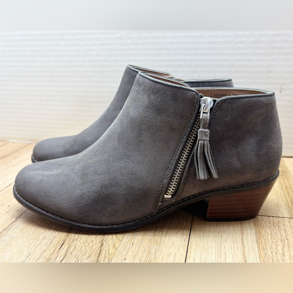 Vionic Serena Ankle Boots Size 8.5 Greige Color Womens Tassled Zipper
